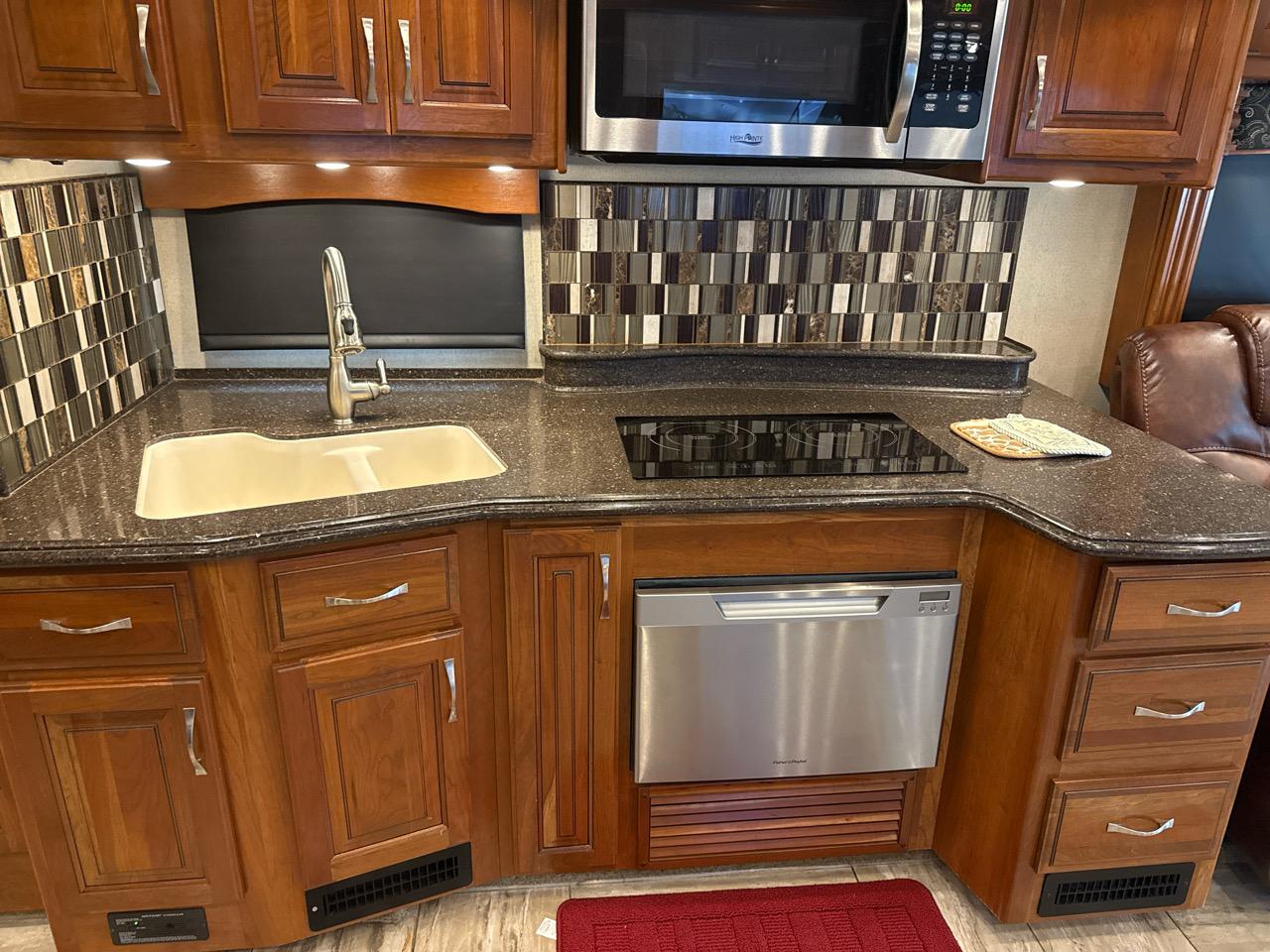 Fleetwood Discovery  2017