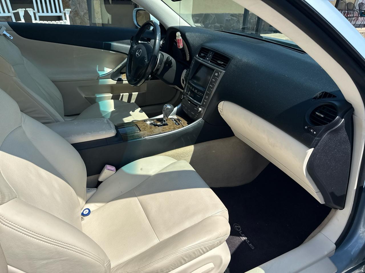 Lexus IS 350C 2dr Conv 2010