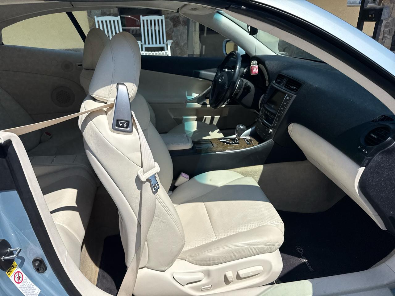 Lexus IS 350C 2dr Conv 2010