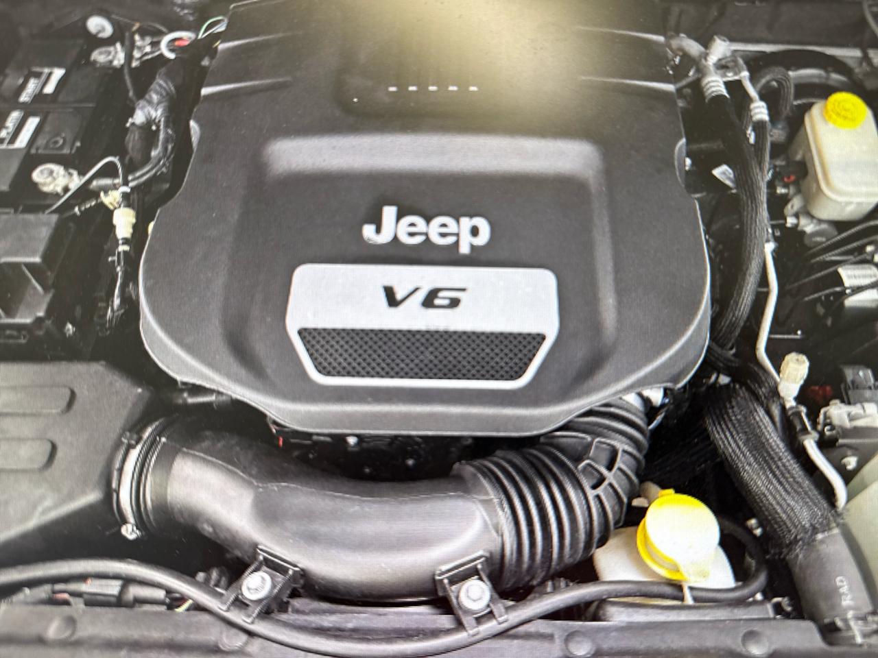 Jeep Wrangler Unlimited 4WD 4dr Sport 2016