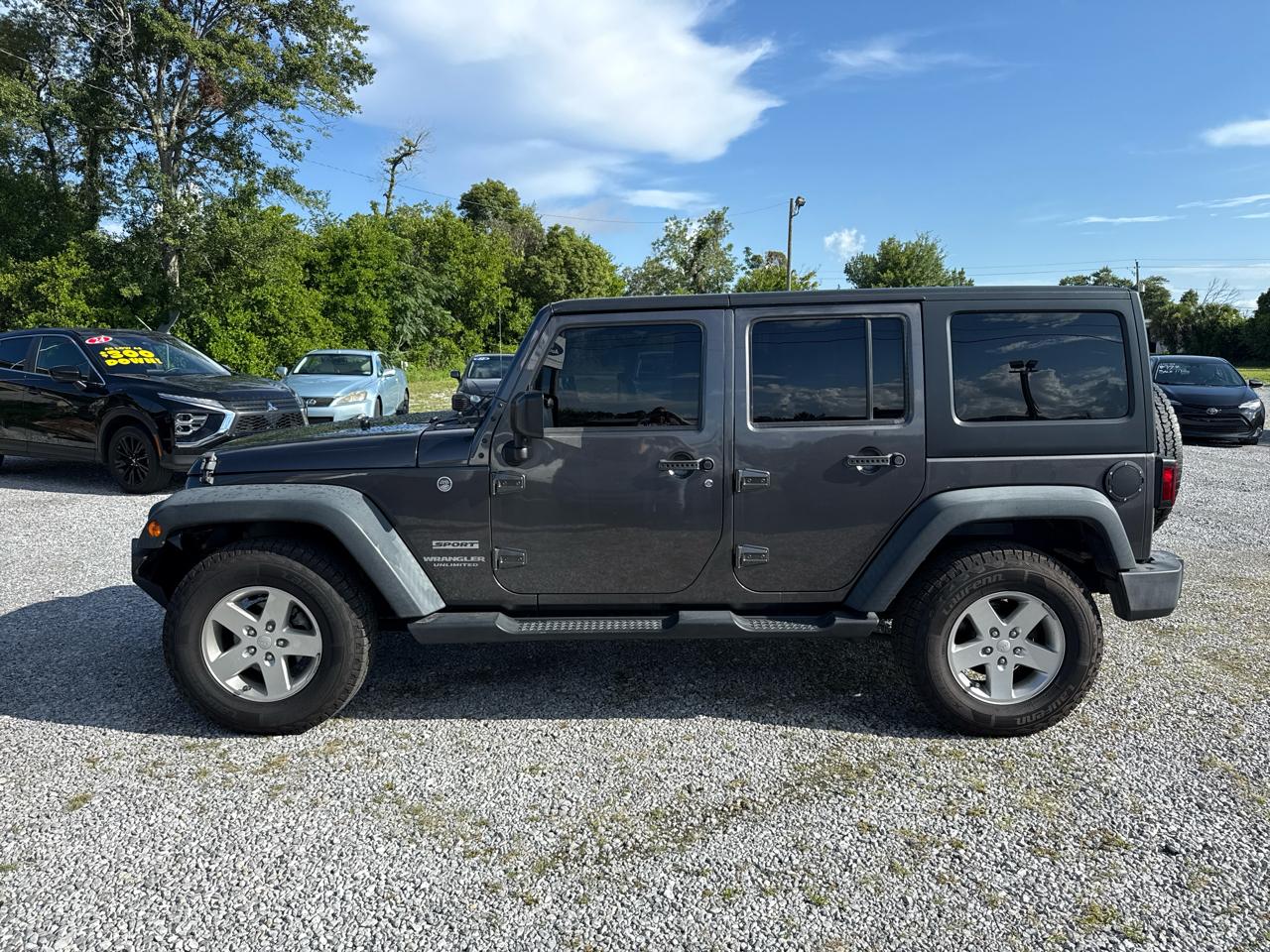 Jeep Wrangler Unlimited 4WD 4dr Sport 2016