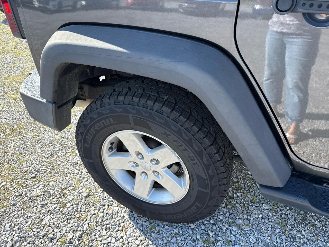 Jeep Wrangler Unlimited 4WD 4dr Sport 2016