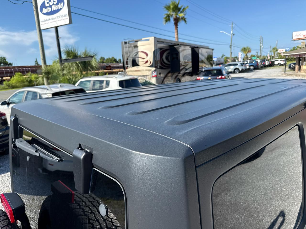 Jeep Wrangler Unlimited 4WD 4dr Sport 2016