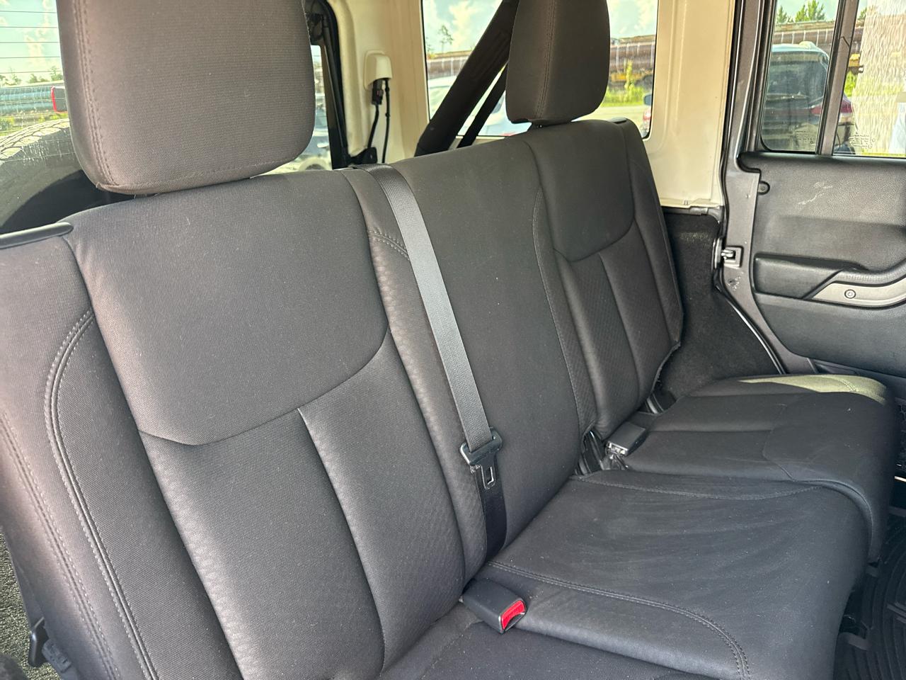 Jeep Wrangler Unlimited 4WD 4dr Sport 2016