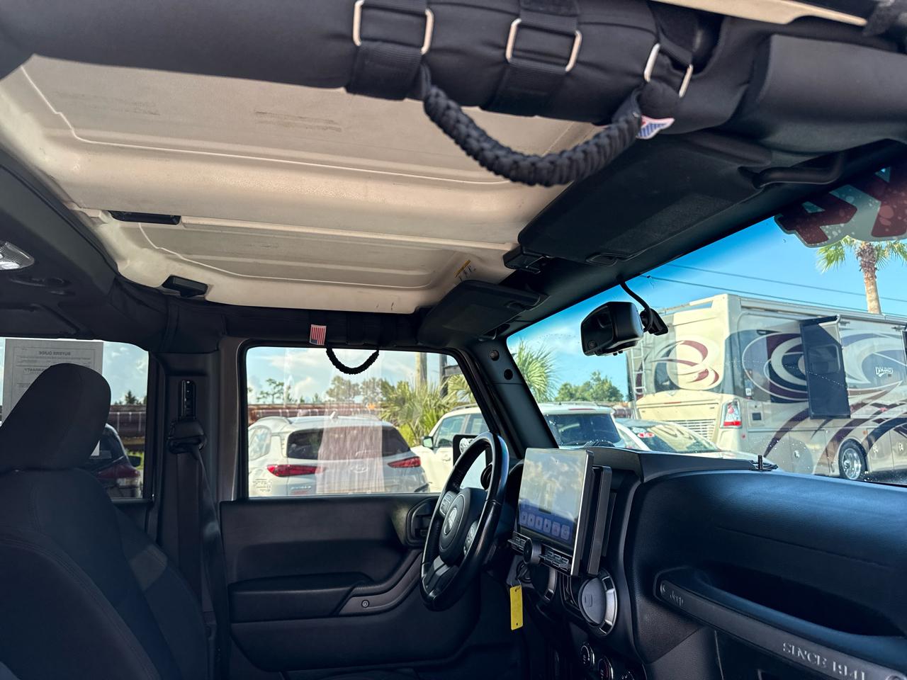 Jeep Wrangler Unlimited 4WD 4dr Sport 2016
