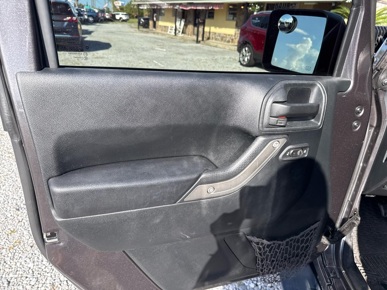 Jeep Wrangler Unlimited 4WD 4dr Sport 2016