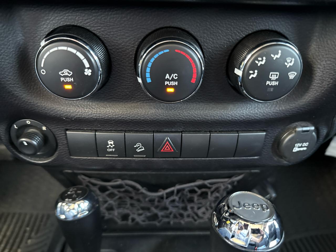 Jeep Wrangler Unlimited 4WD 4dr Sport 2016