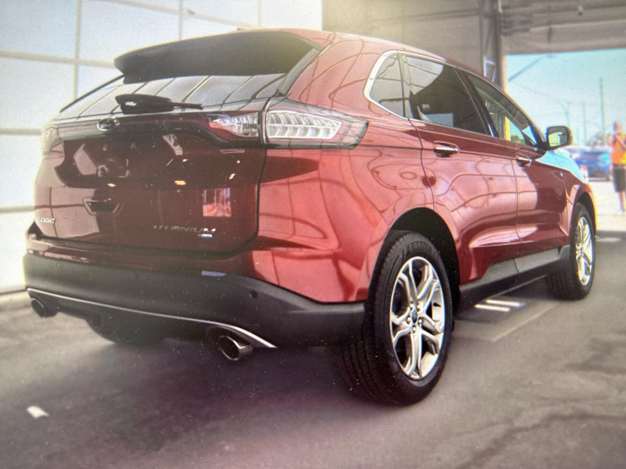 Ford Edge 4dr Titanium AWD 2016