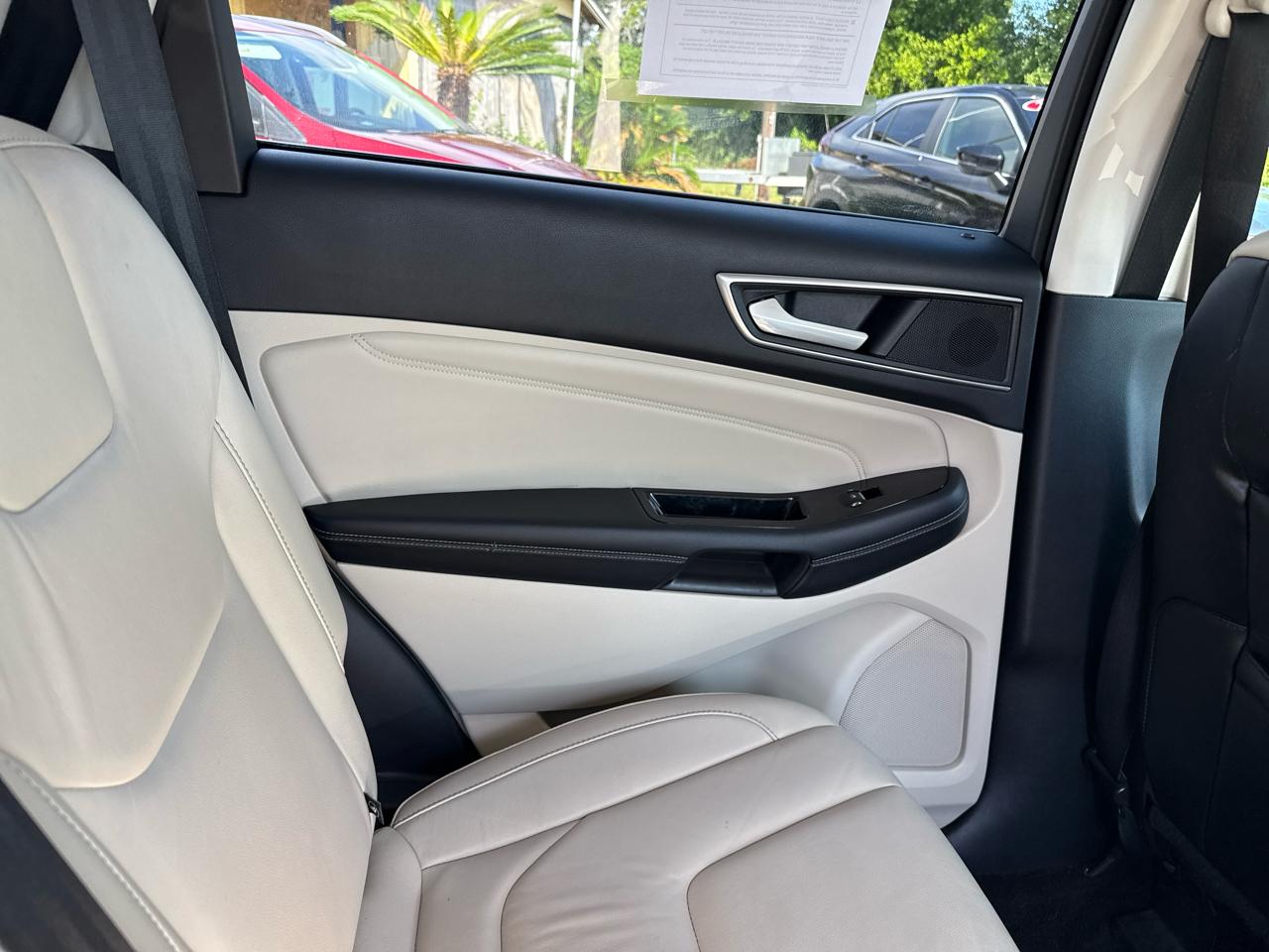 Ford Edge 4dr Titanium AWD 2016