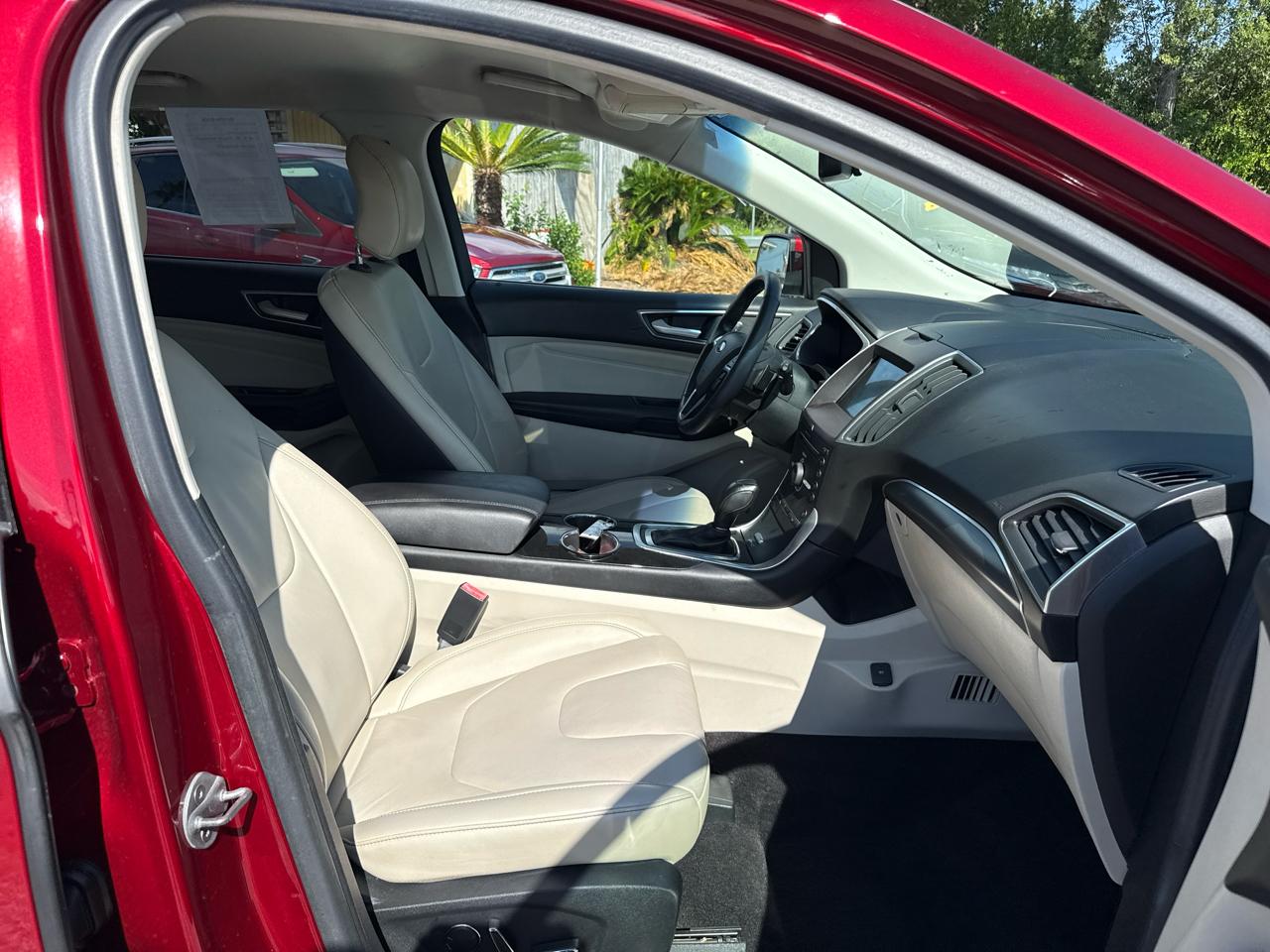 Ford Edge 4dr Titanium AWD 2016