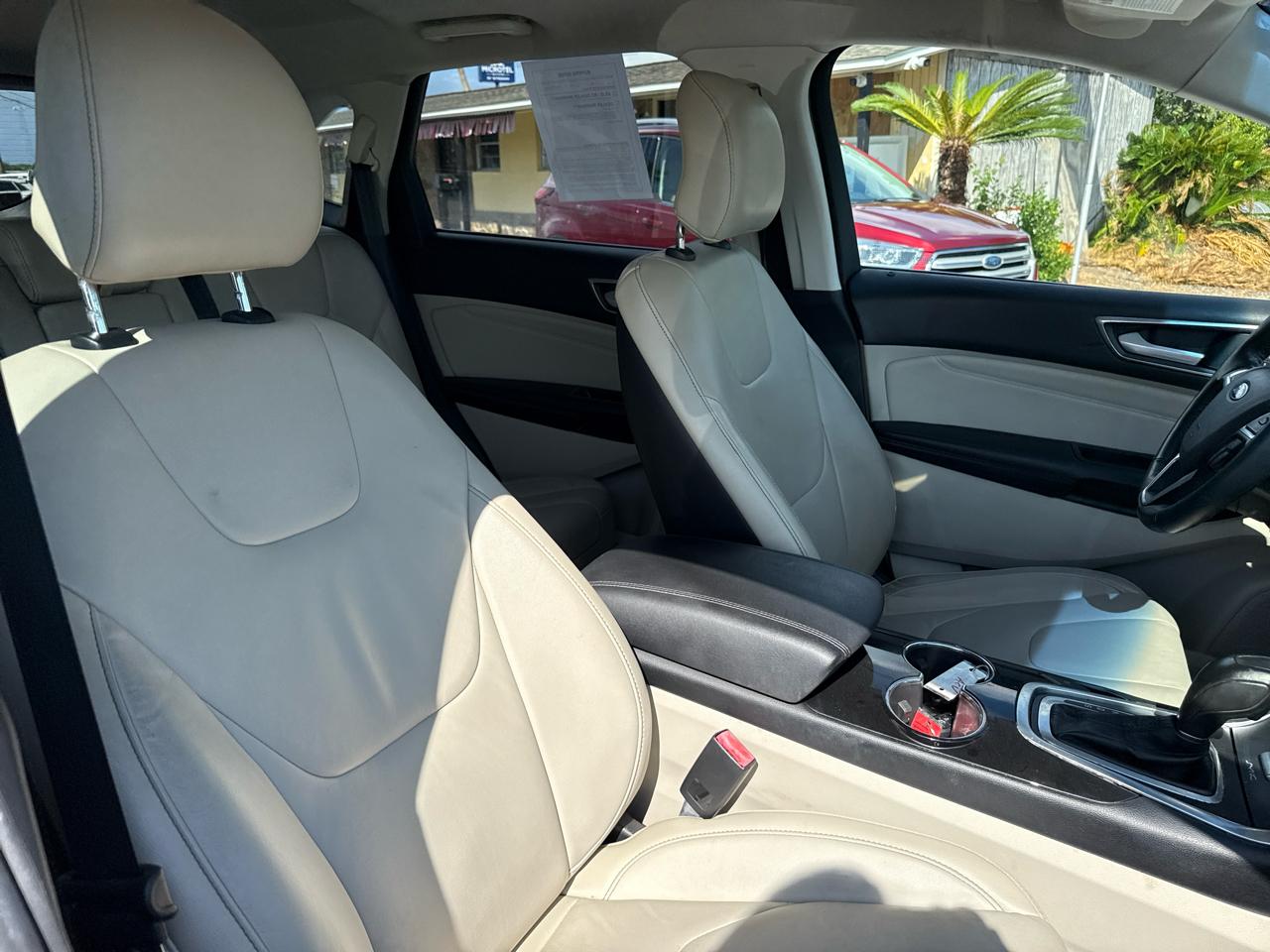 Ford Edge 4dr Titanium AWD 2016