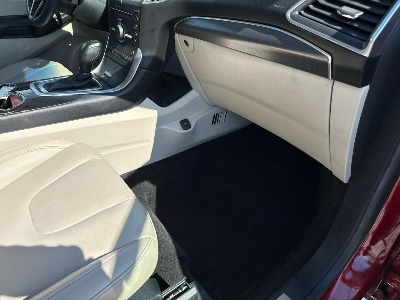 Ford Edge 4dr Titanium AWD 2016