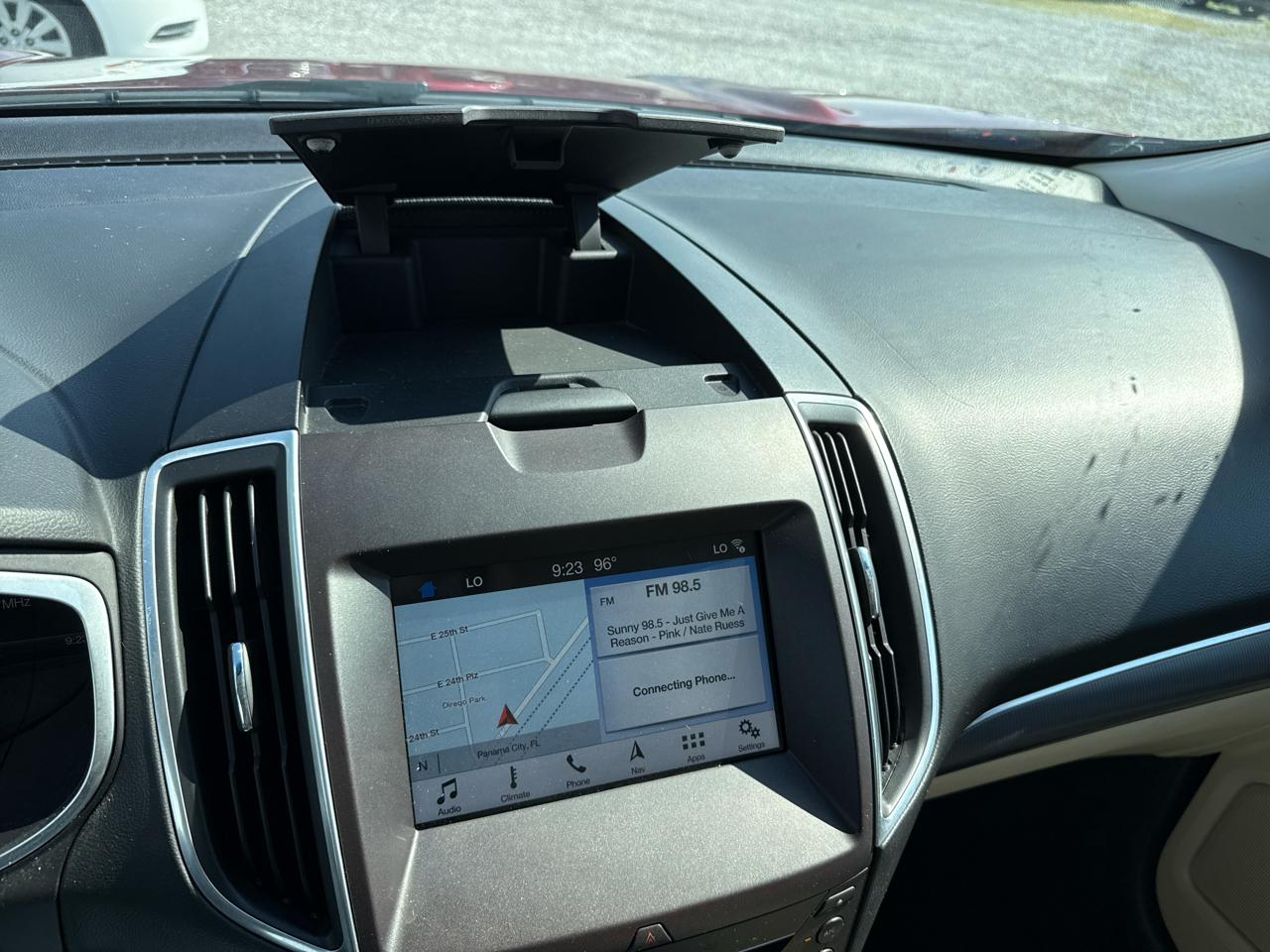 Ford Edge 4dr Titanium AWD 2016