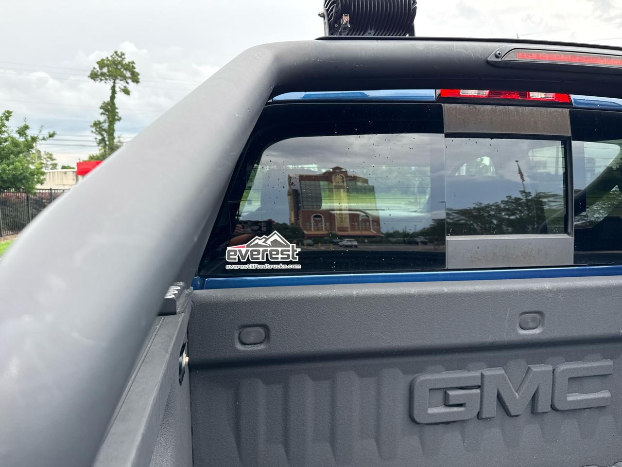 GMC Sierra 1500 4WD Crew Cab 143.5" SLT 2016