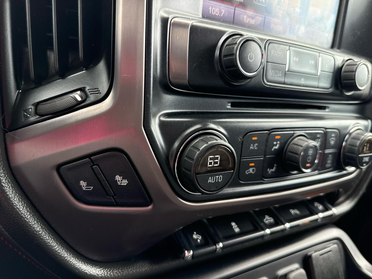 GMC Sierra 1500 4WD Crew Cab 143.5" SLT 2016