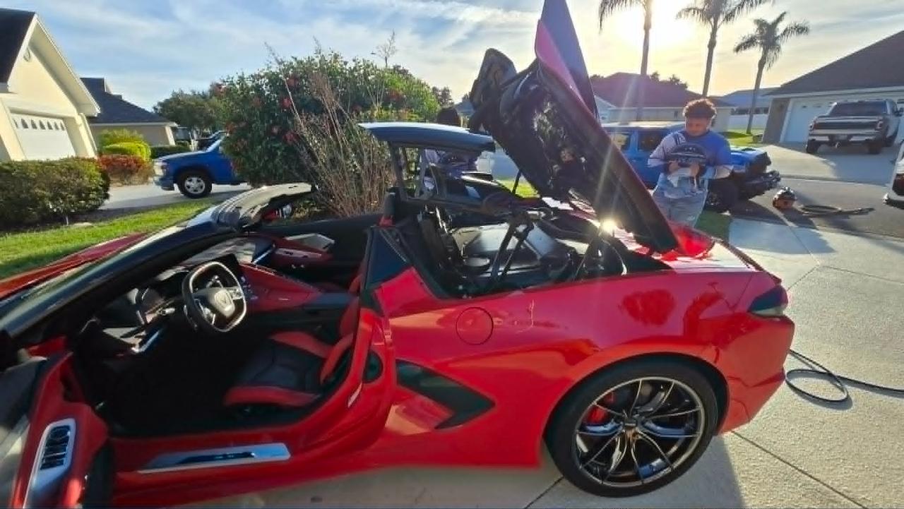 Chevrolet Corvette 2dr Stingray Conv w/2LT 2023
