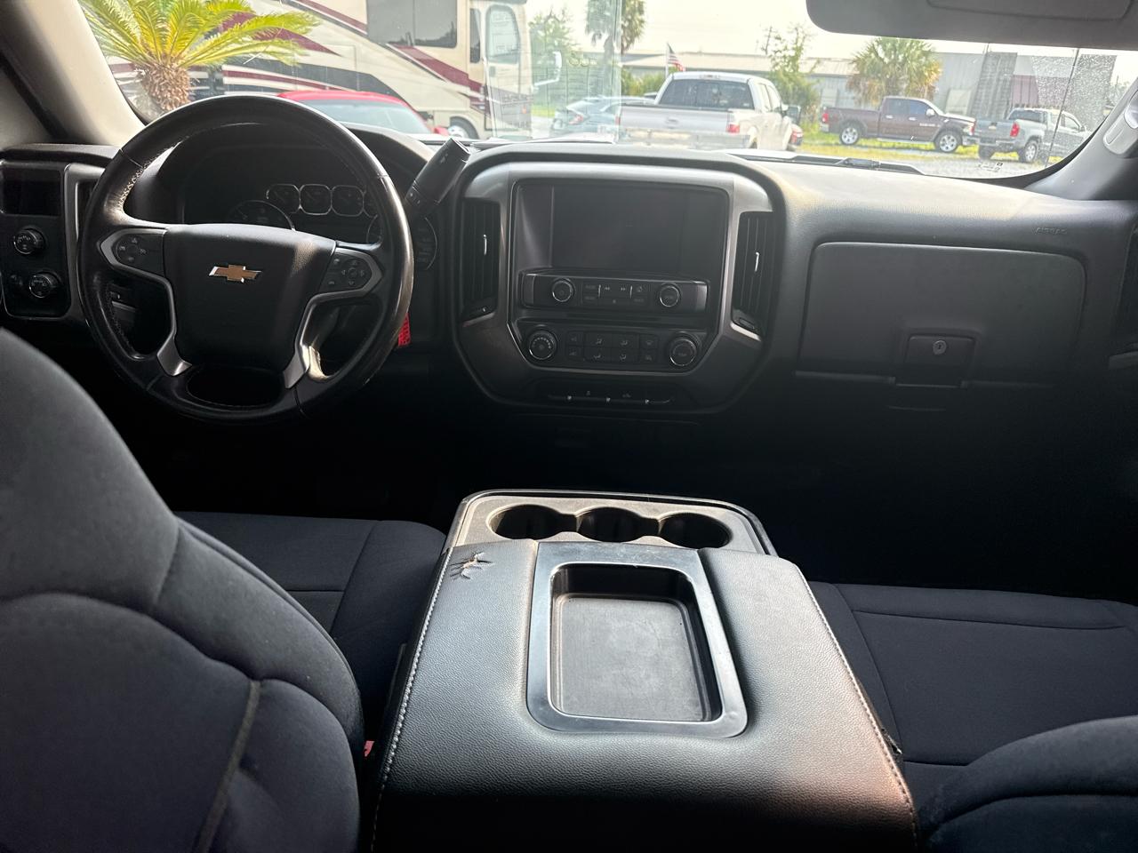 Chevrolet Silverado 1500 4WD Crew Cab 143.5" LT w/1LT 2018