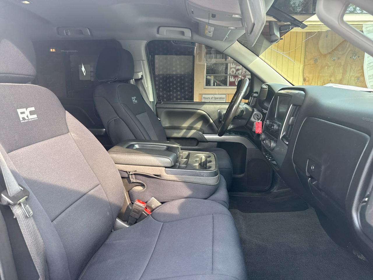 Chevrolet Silverado 1500 4WD Crew Cab 143.5" LT w/1LT 2018