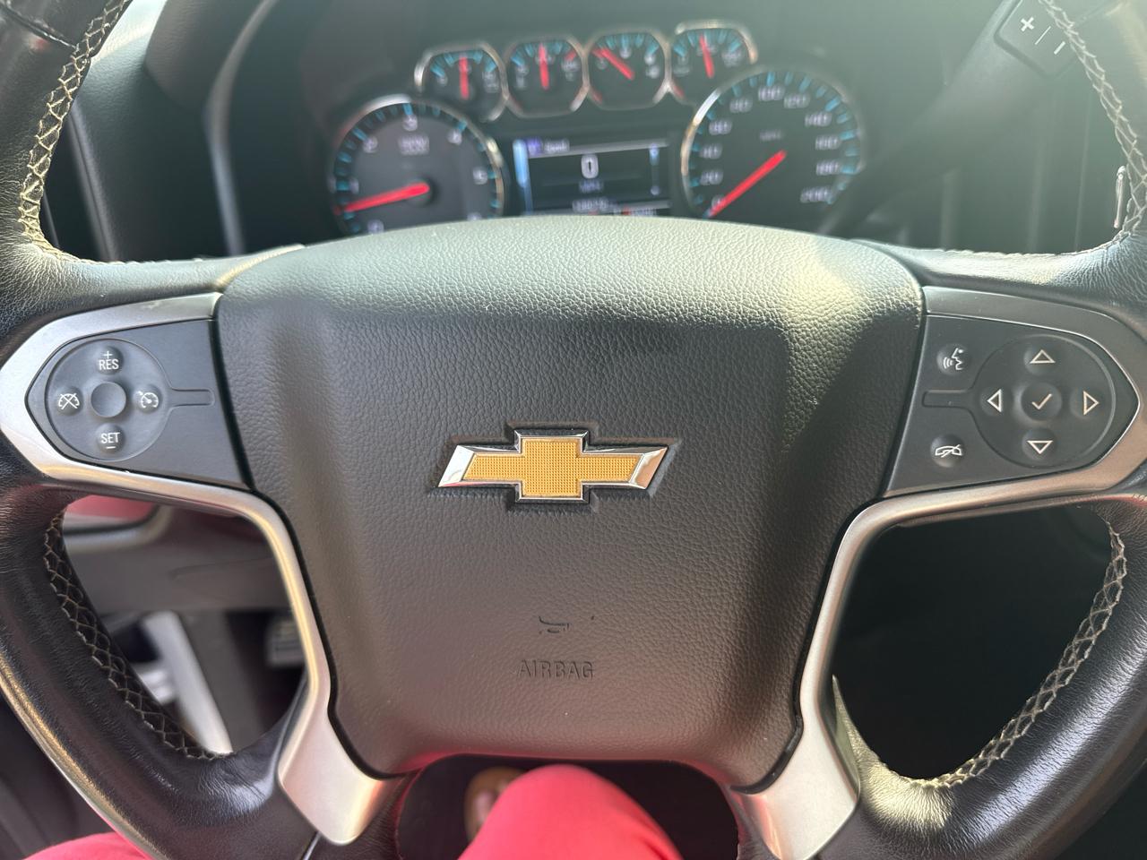 Chevrolet Silverado 1500 4WD Crew Cab 143.5" LT w/1LT 2018