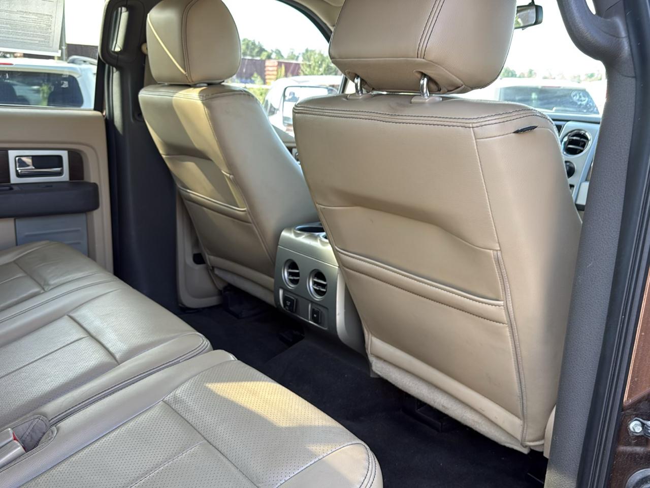 Ford F-150 4WD SuperCrew 145" Lariat 2012