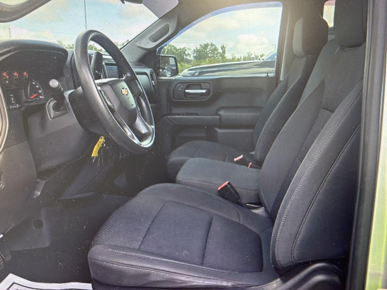Chevrolet Silverado 1500 4WD Crew Cab 147" Custom 2020