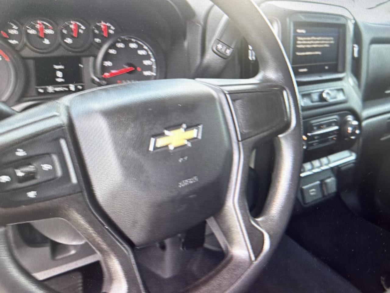 Chevrolet Silverado 1500 4WD Crew Cab 147" Custom 2020