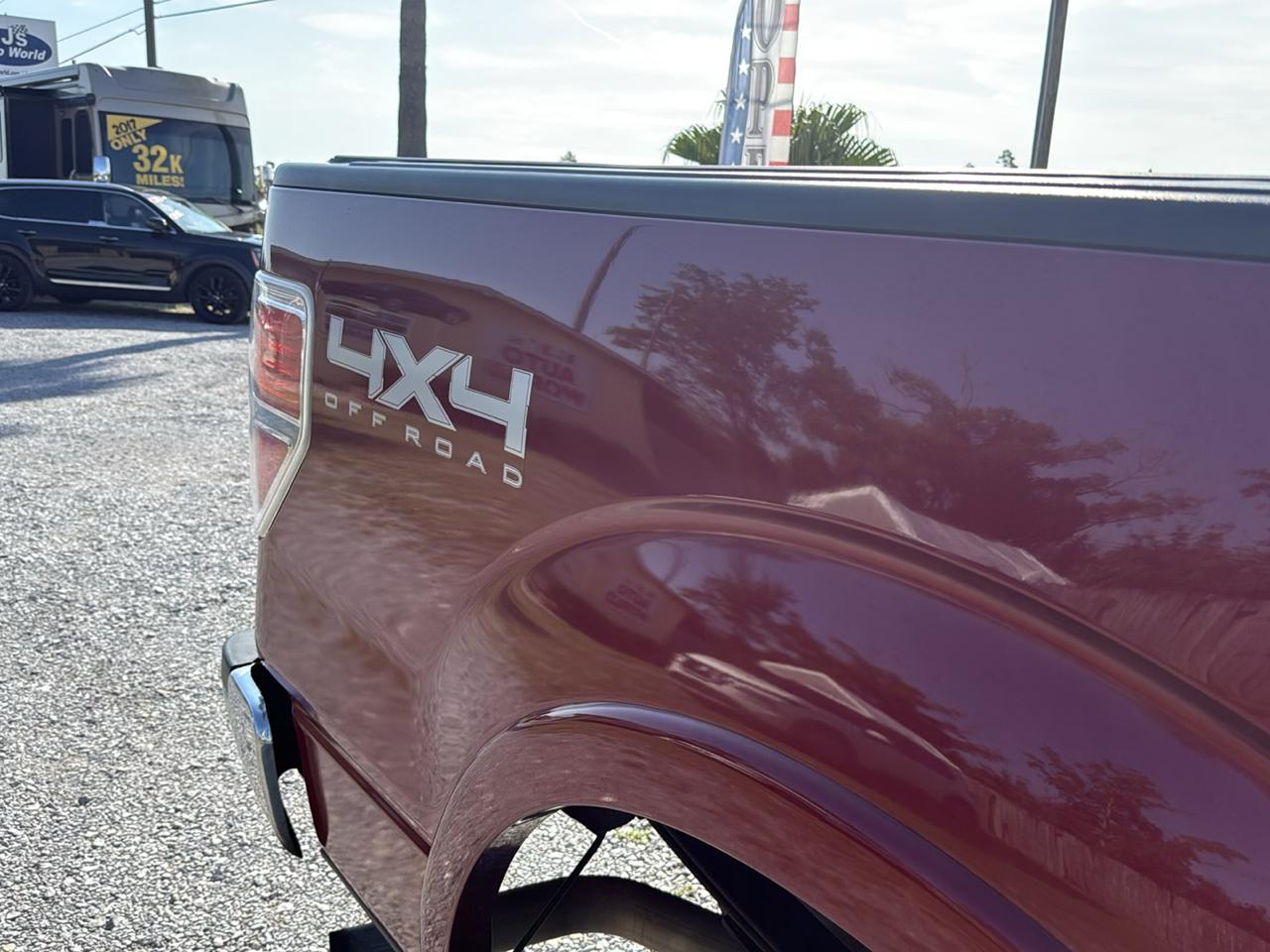 Ford F-150 4WD SuperCrew 139" Lariat 2013
