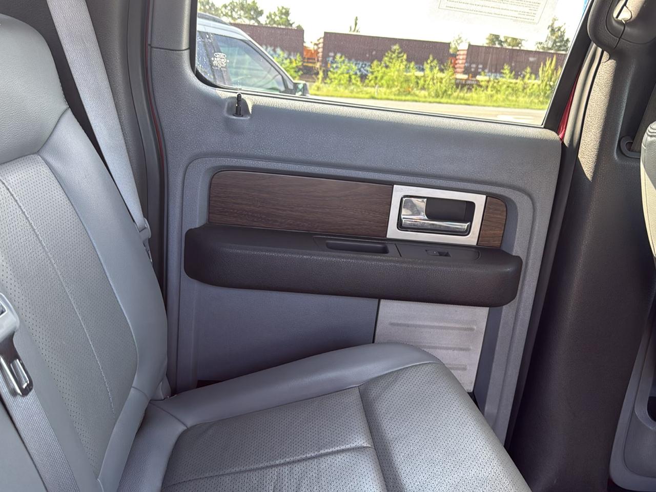 Ford F-150 4WD SuperCrew 139" Lariat 2013
