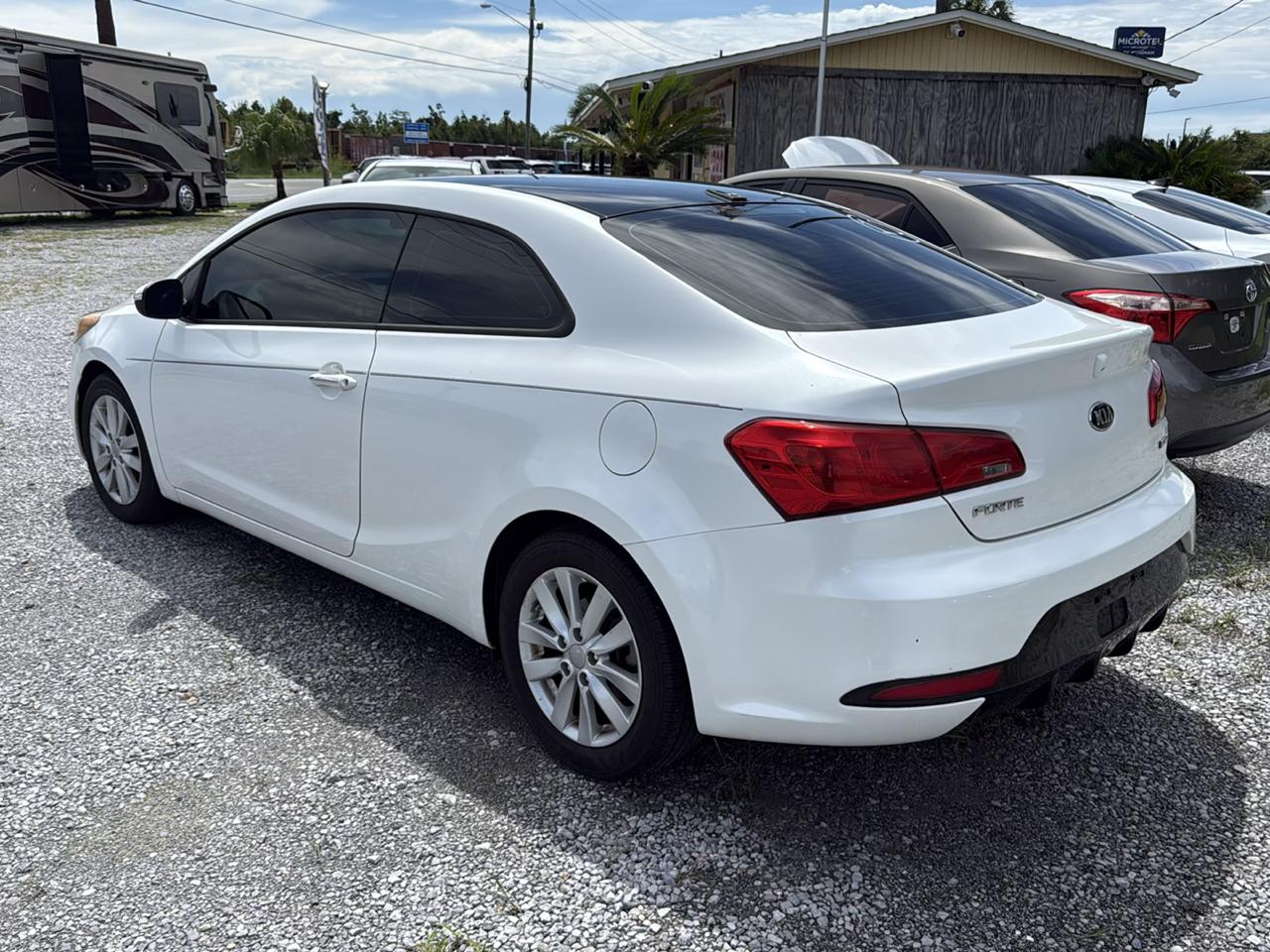 Kia Forte Koup 2dr Cpe Auto EX 2016