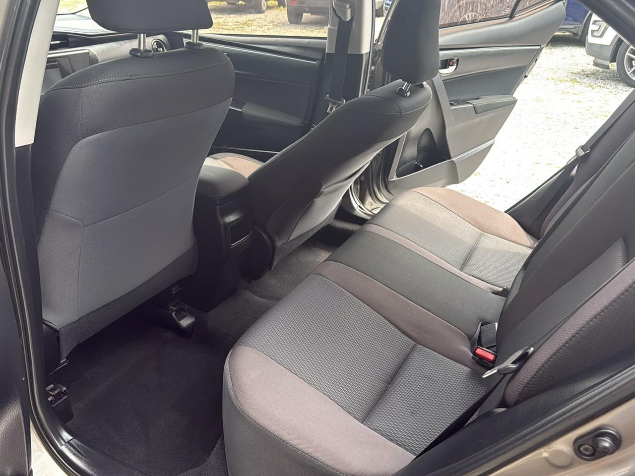 Toyota Corolla LE CVT (Natl) 2018