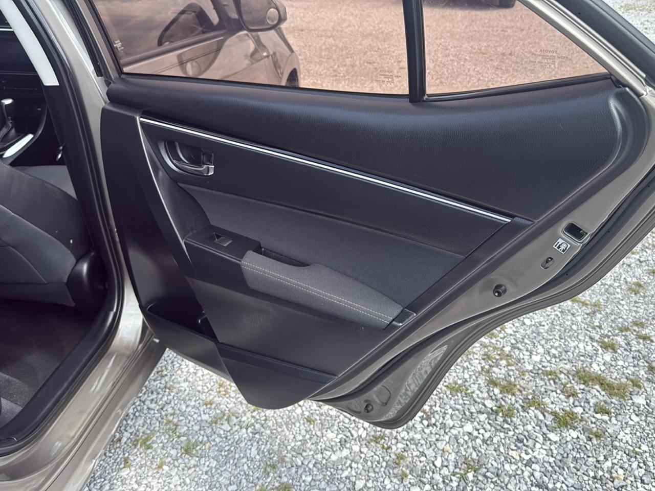 Toyota Corolla LE CVT (Natl) 2018