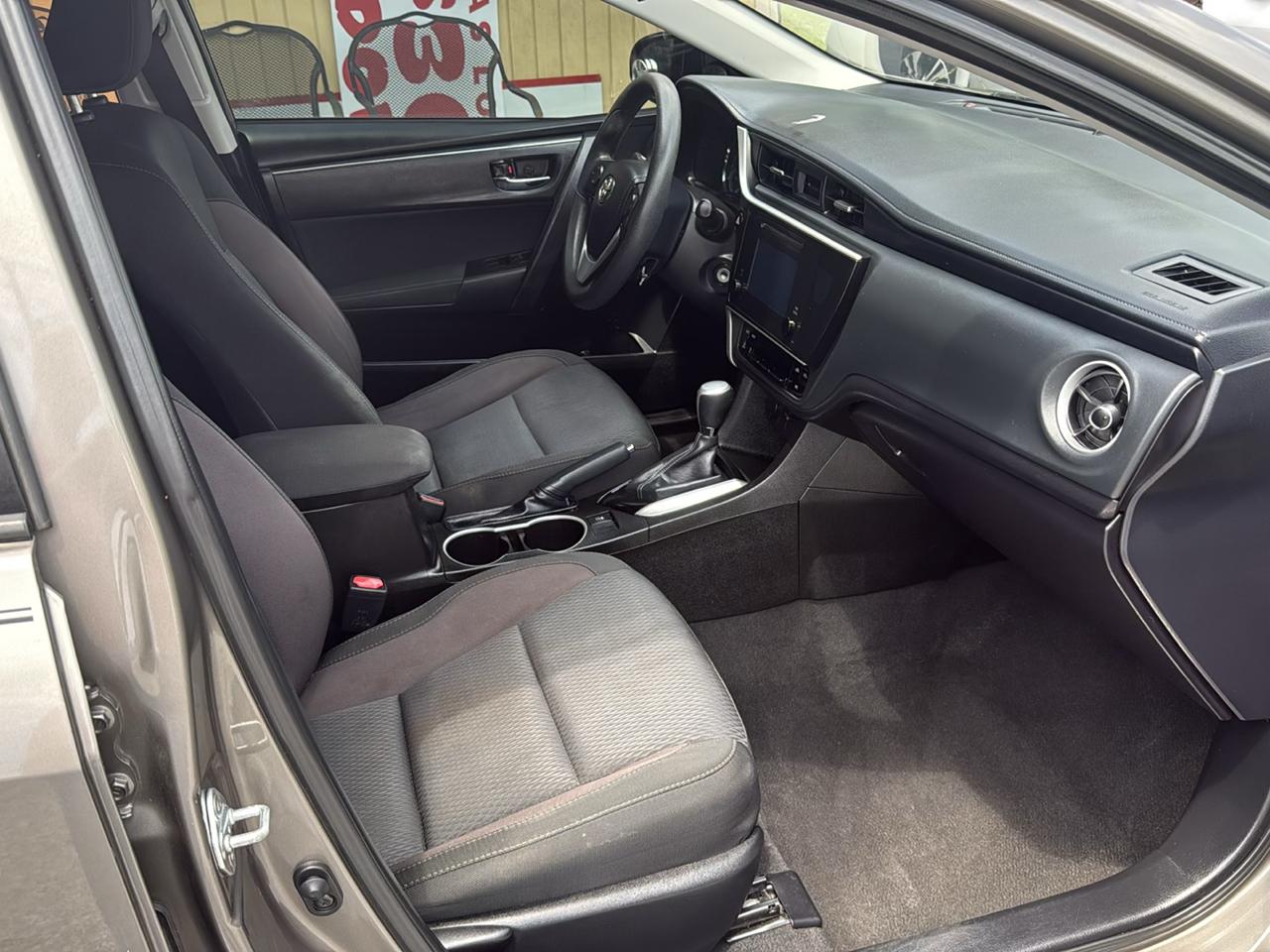 Toyota Corolla LE CVT (Natl) 2018