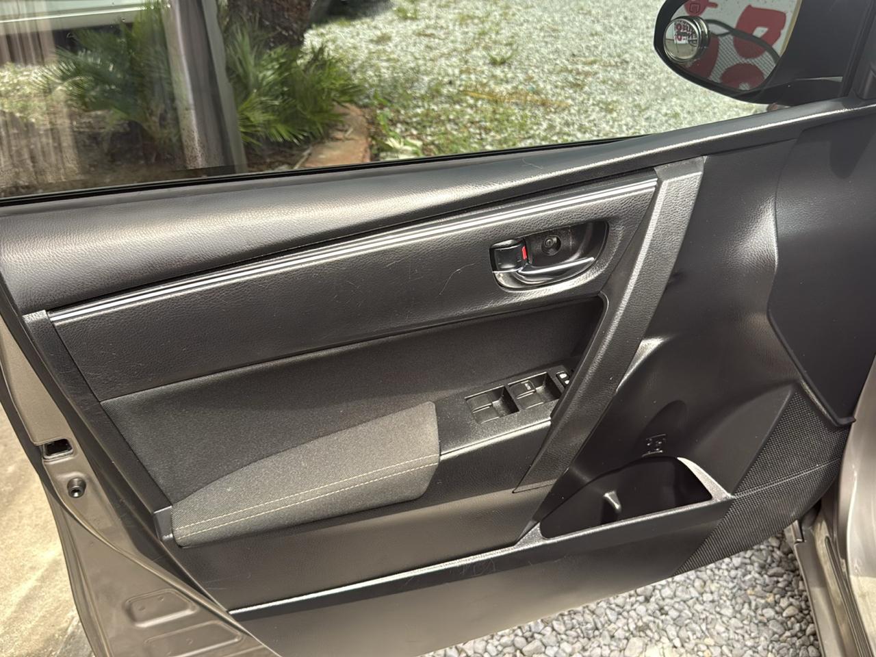 Toyota Corolla LE CVT (Natl) 2018