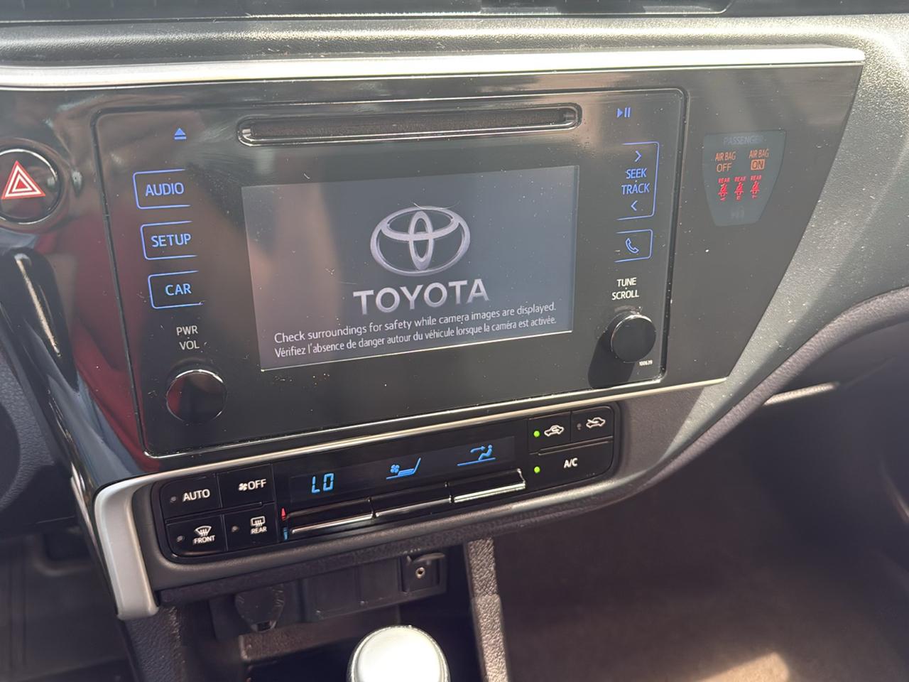 Toyota Corolla LE CVT (Natl) 2018