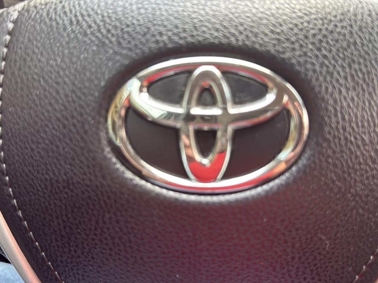 Toyota Corolla LE CVT (Natl) 2018
