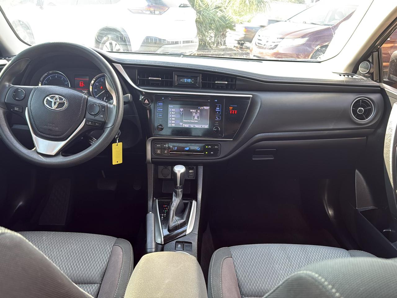 Toyota Corolla LE CVT (Natl) 2018