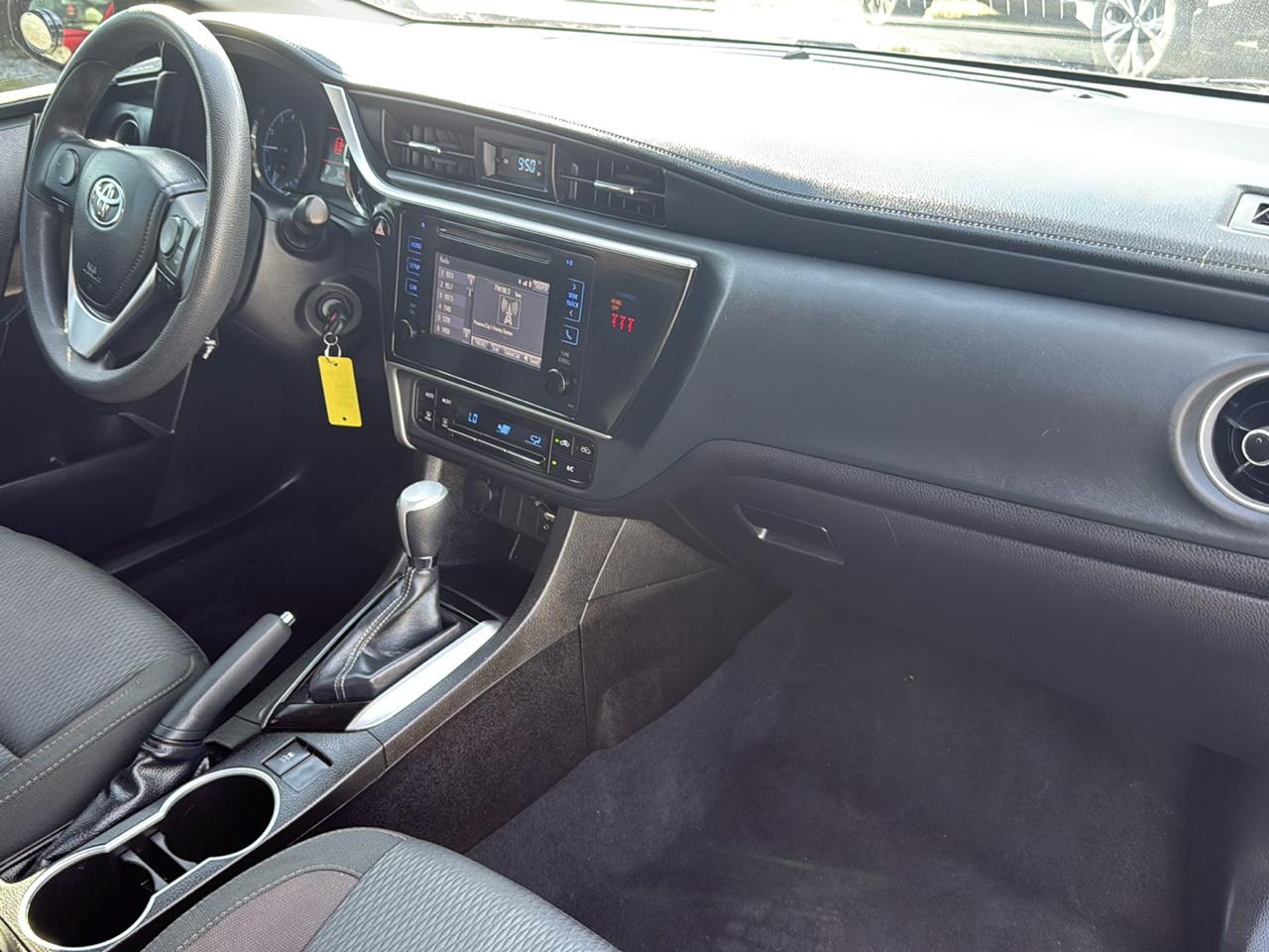 Toyota Corolla LE CVT (Natl) 2018