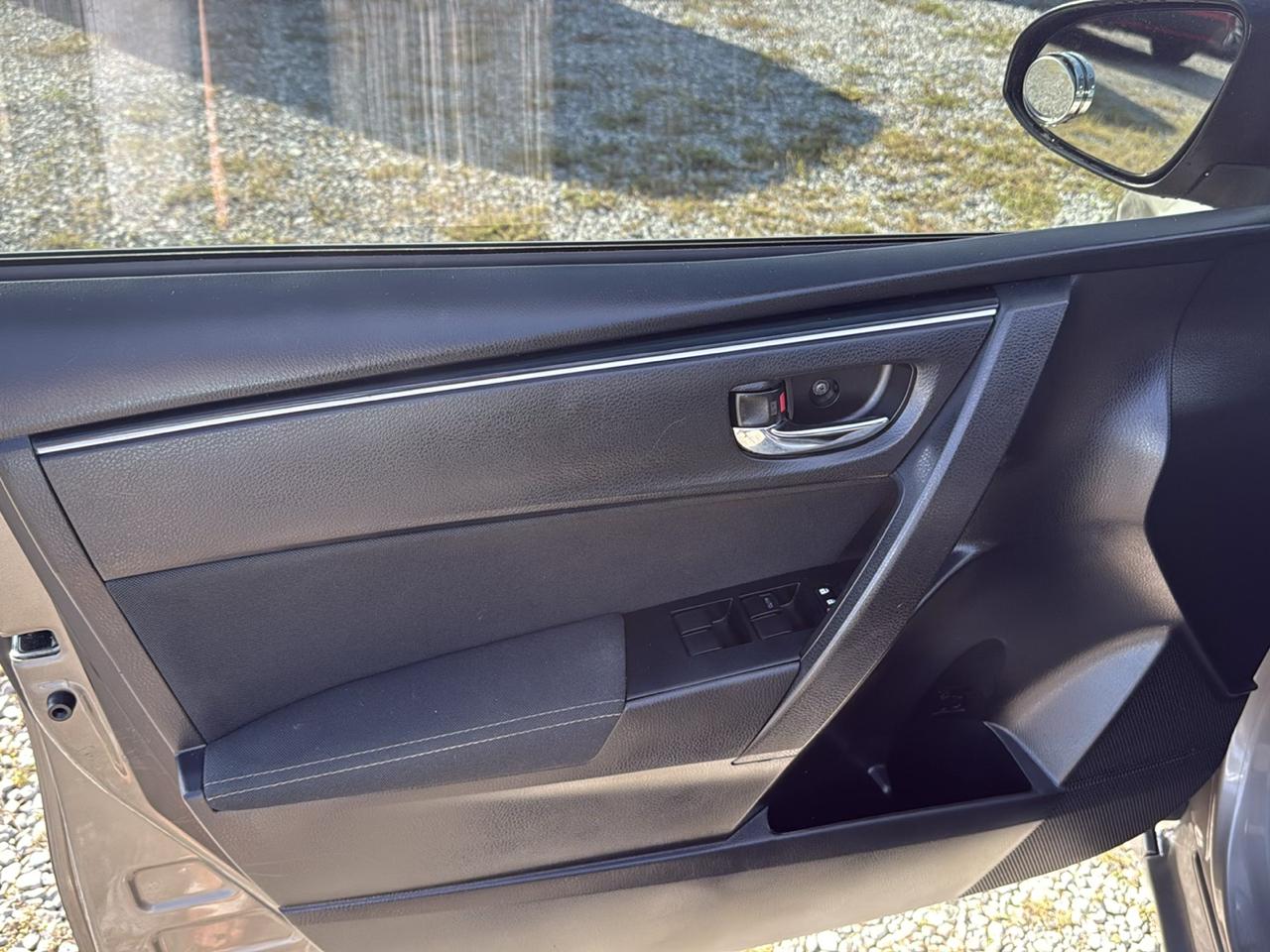 Toyota Corolla LE CVT (Natl) 2018