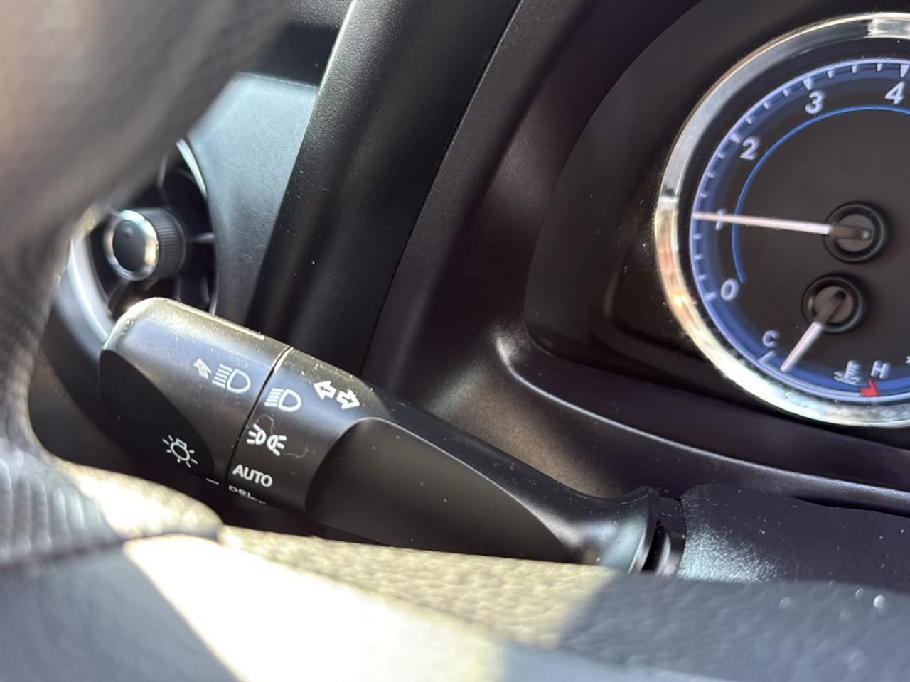 Toyota Corolla LE CVT (Natl) 2018