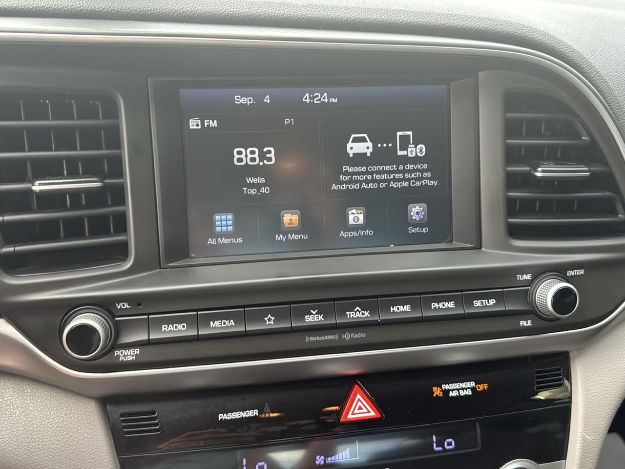 Hyundai Elantra SEL IVT 2020
