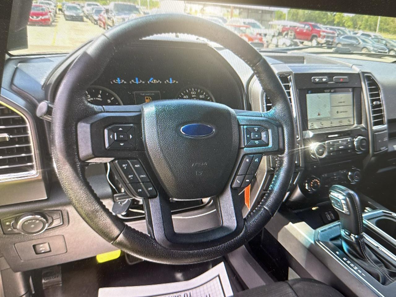 Ford F-150 4WD SuperCrew 145" XLT 2016
