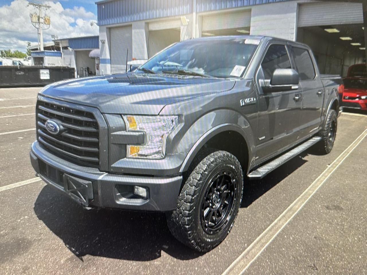 Ford F-150 4WD SuperCrew 145" XLT 2016