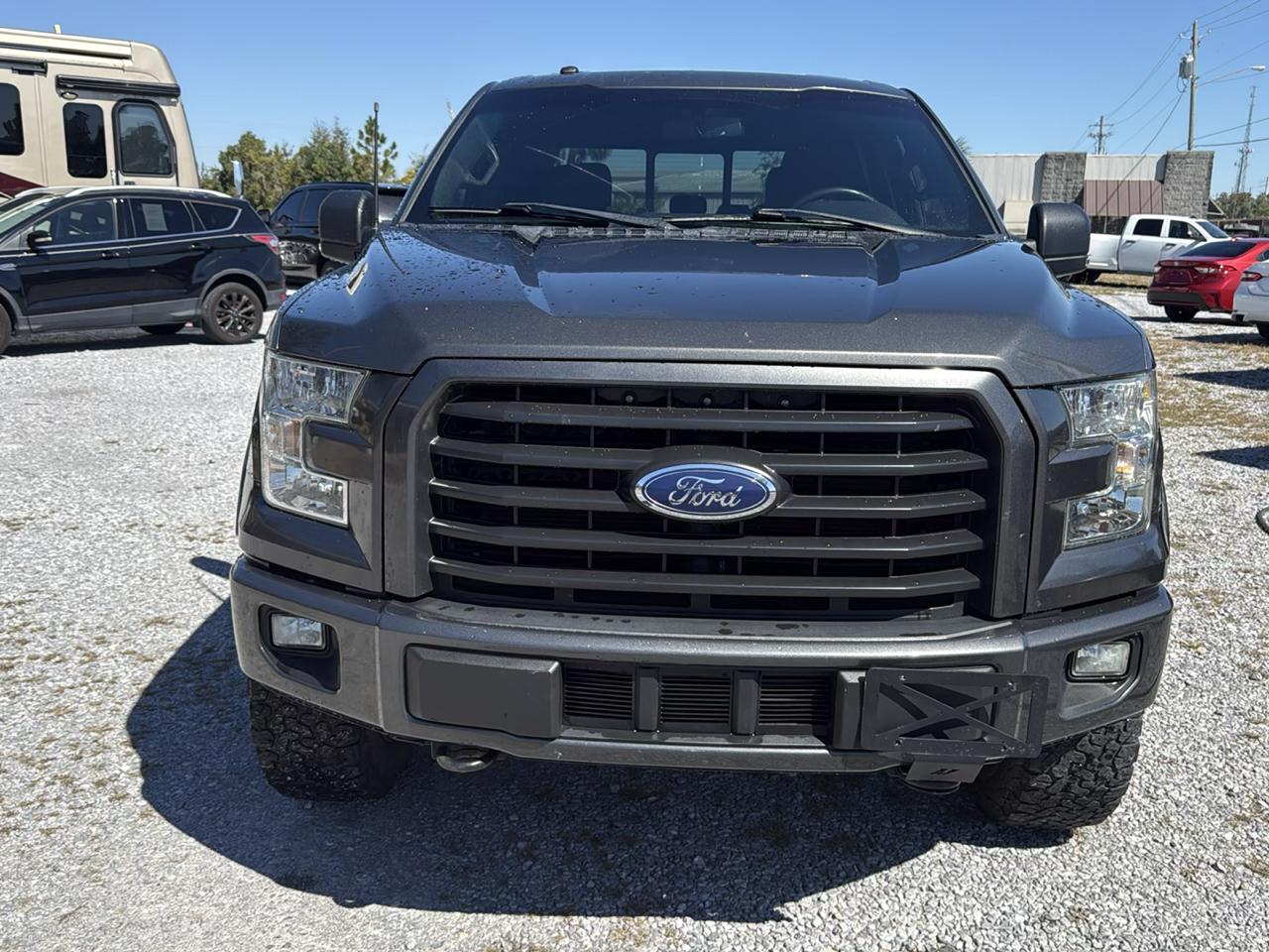 Ford F-150 4WD SuperCrew 145" XLT 2016