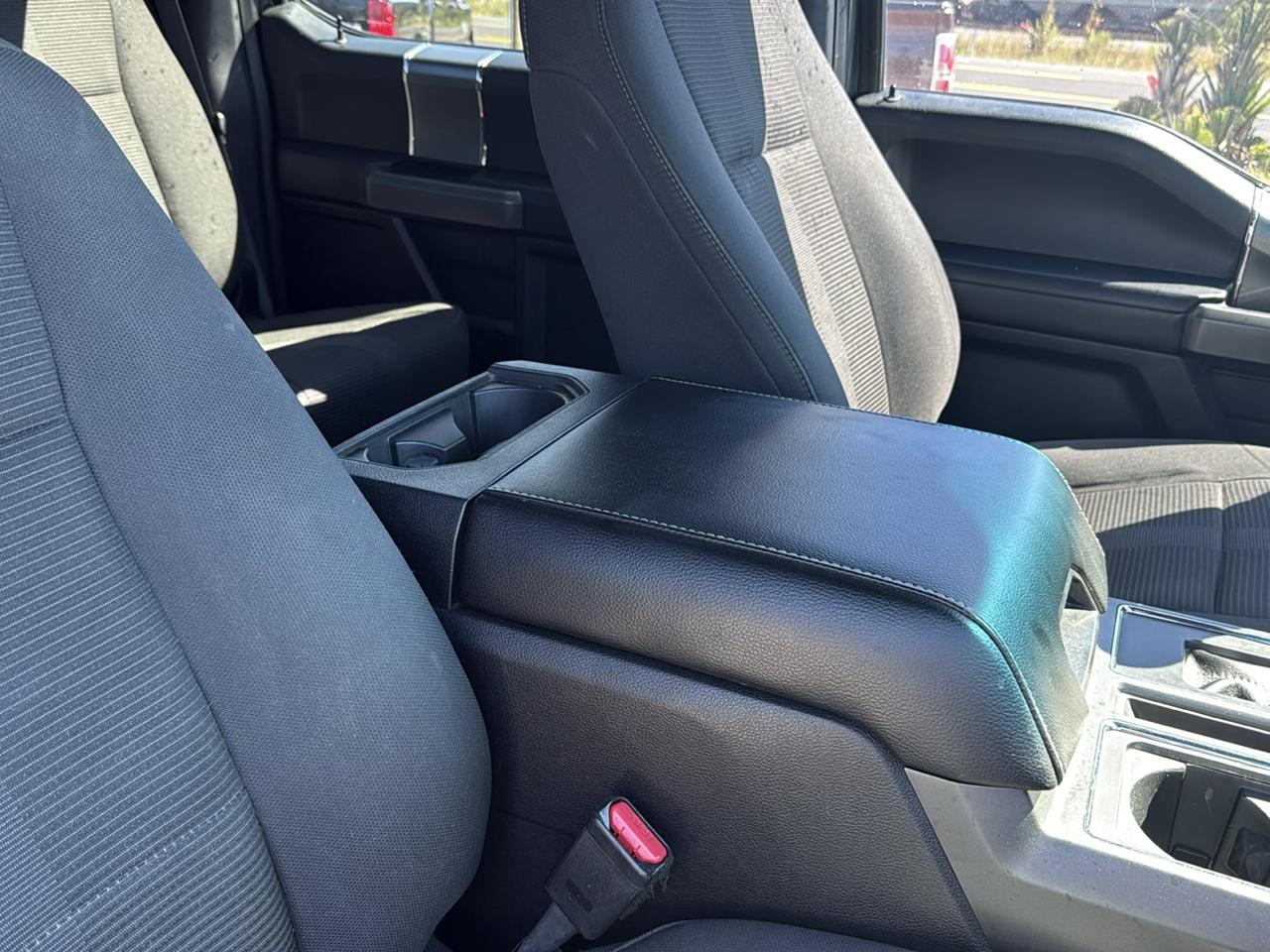 Ford F-150 4WD SuperCrew 145" XLT 2016