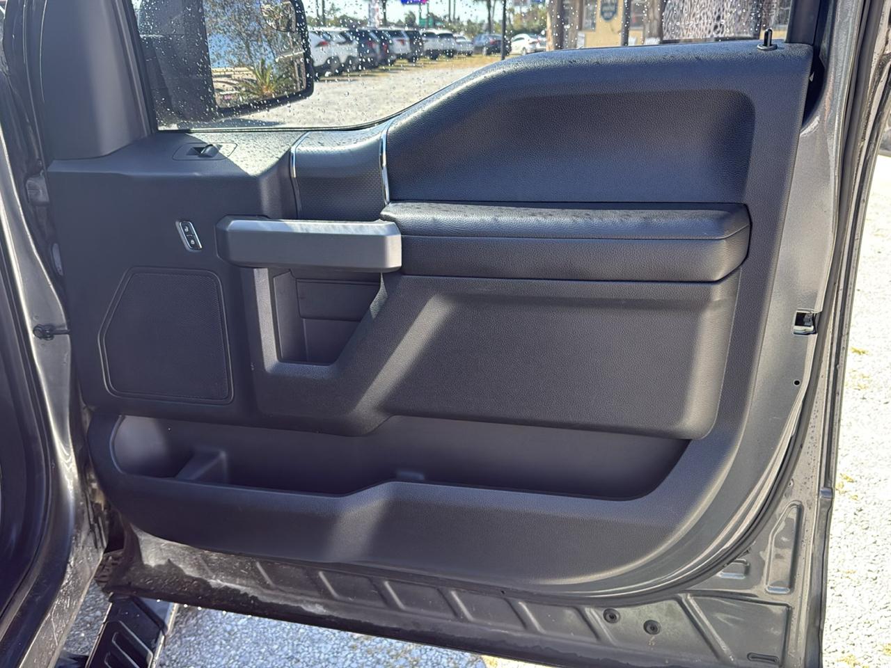 Ford F-150 4WD SuperCrew 145" XLT 2016
