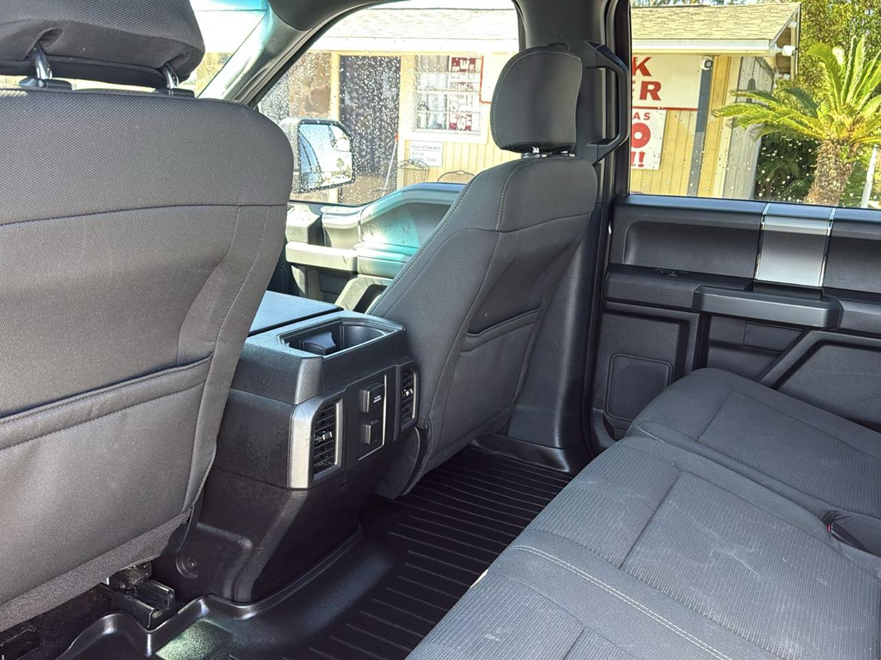 Ford F-150 4WD SuperCrew 145" XLT 2016