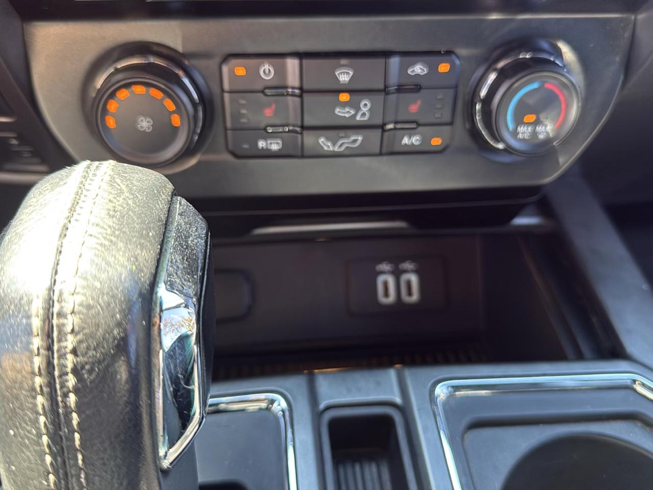 Ford F-150 4WD SuperCrew 145" XLT 2016