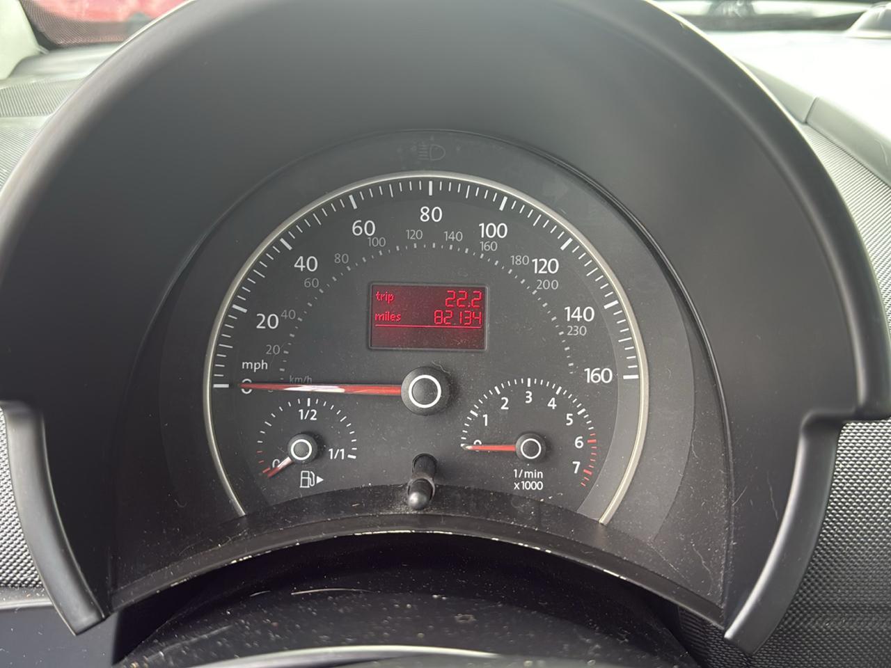 Volkswagen New Beetle Convertible 2dr Auto 2010
