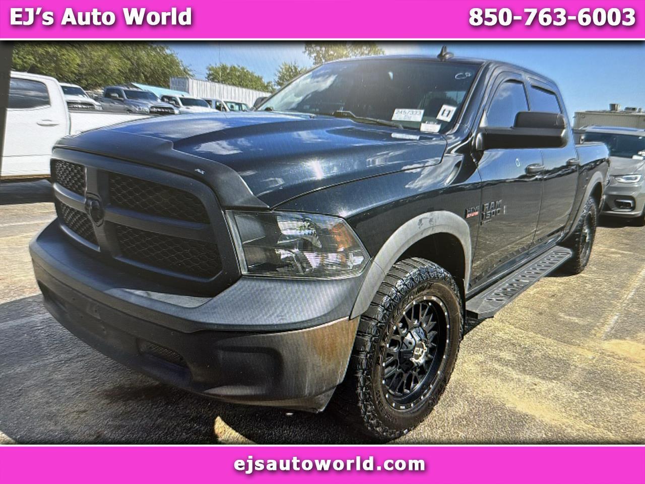 RAM 1500 Classic Tradesman 4x4 Crew Cab 5'7" Box 2022