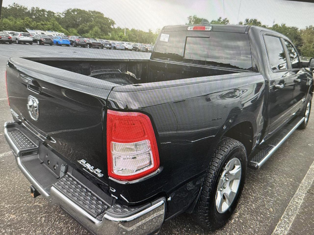 RAM 1500 Big Horn/Lone Star 4x4 Crew Cab 5'7" Box 2019